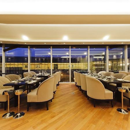 De Convencoes De Talatona Hotel Luanda Exterior photo