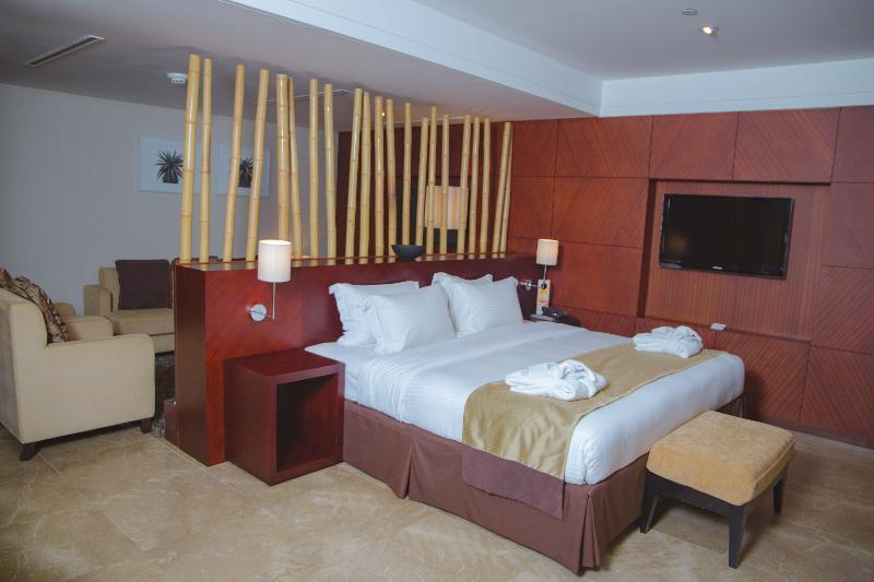 De Convencoes De Talatona Hotel Luanda Exterior photo