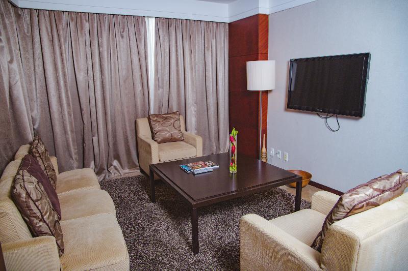 De Convencoes De Talatona Hotel Luanda Exterior photo